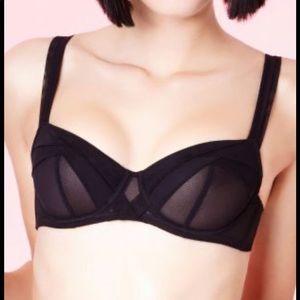 Chantal Thomass Moi Bra ~ 32DD